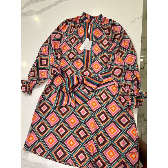 Trina Turk Sunburst Dress - Drapery Shirtdress Size XS * W1317 - Picture 6 of 6